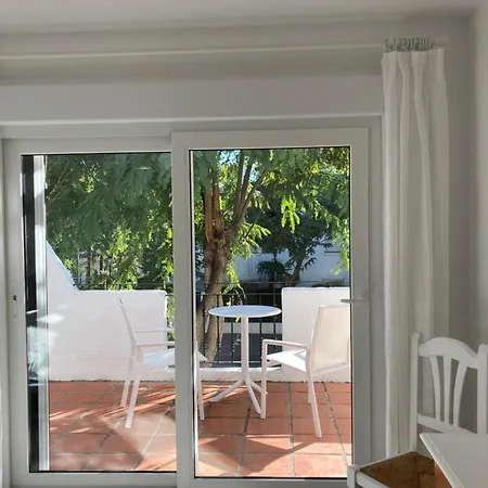 Newly Refurbished Townhouse Naranjos, Puerto Banus Marbella