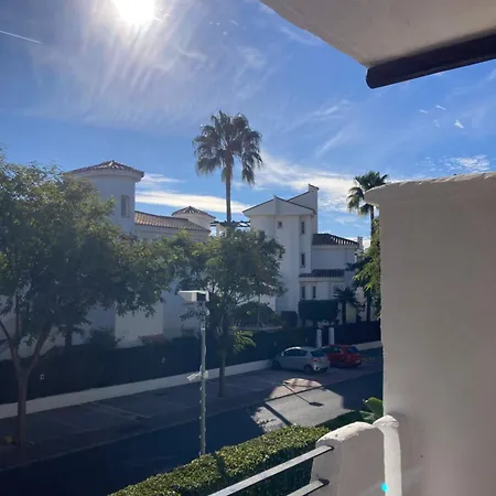 Holiday home Newly Refurbished Townhouse Naranjos, Puerto Banus *