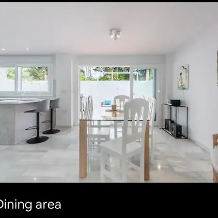 Newly Refurbished Townhouse Naranjos, Puerto Banus * Marbella